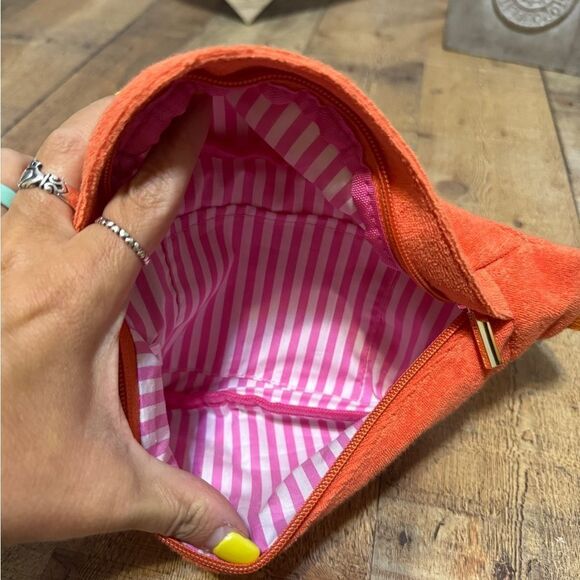 SHIRALEAH
Sol Belt Bag In Orange - Picture 6 of 11